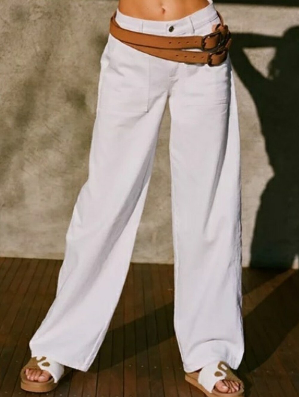 American Eagle Super High Waisted Baggy Wide Leg White Jeans